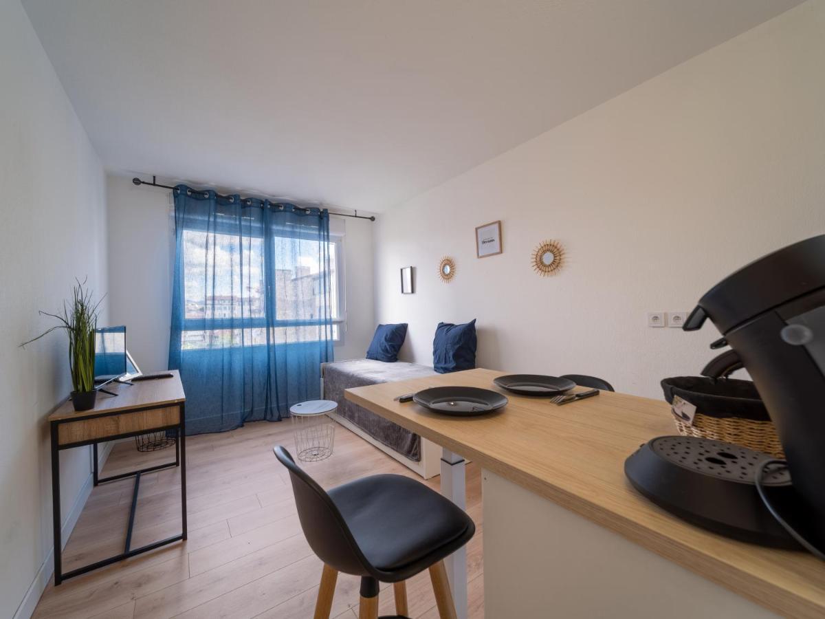 Appartement Climatise Avec Parking A 6Min A Pied De La Gare St Charles Марсилия Екстериор снимка