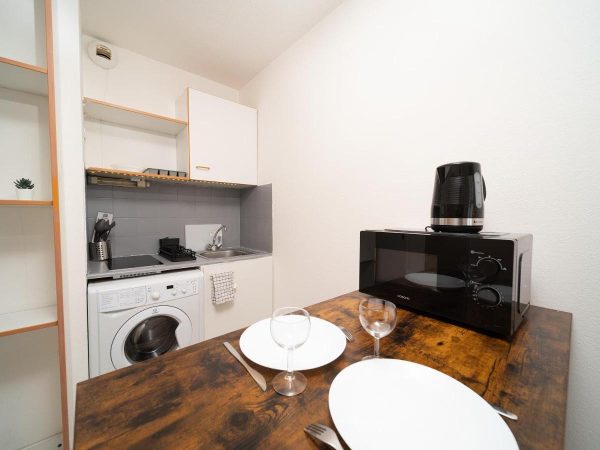 Appartement Climatise Avec Parking A 6Min A Pied De La Gare St Charles Марсилия Екстериор снимка