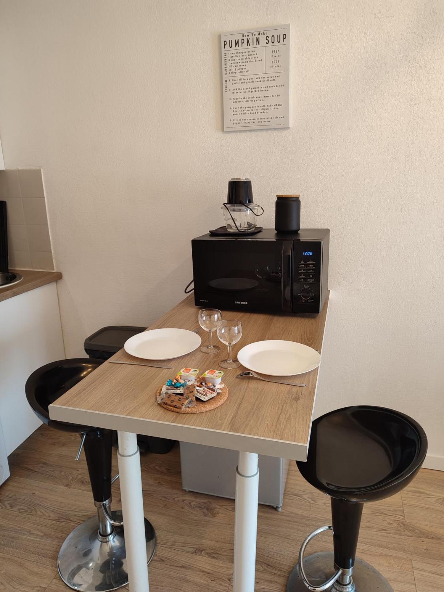 Appartement Climatise Avec Parking A 6Min A Pied De La Gare St Charles Марсилия Екстериор снимка